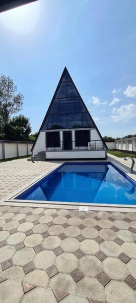 Aframe villa bum